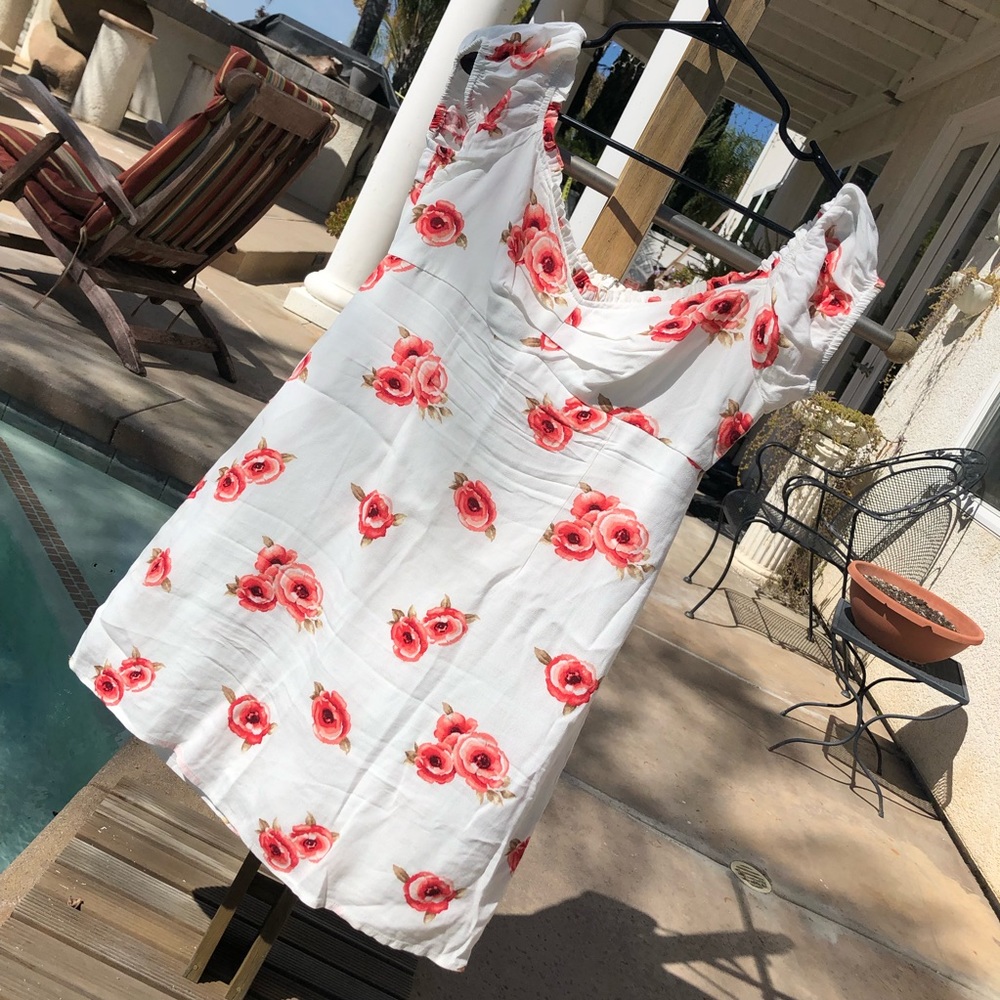 Floral Sweetheart Dress 🌹